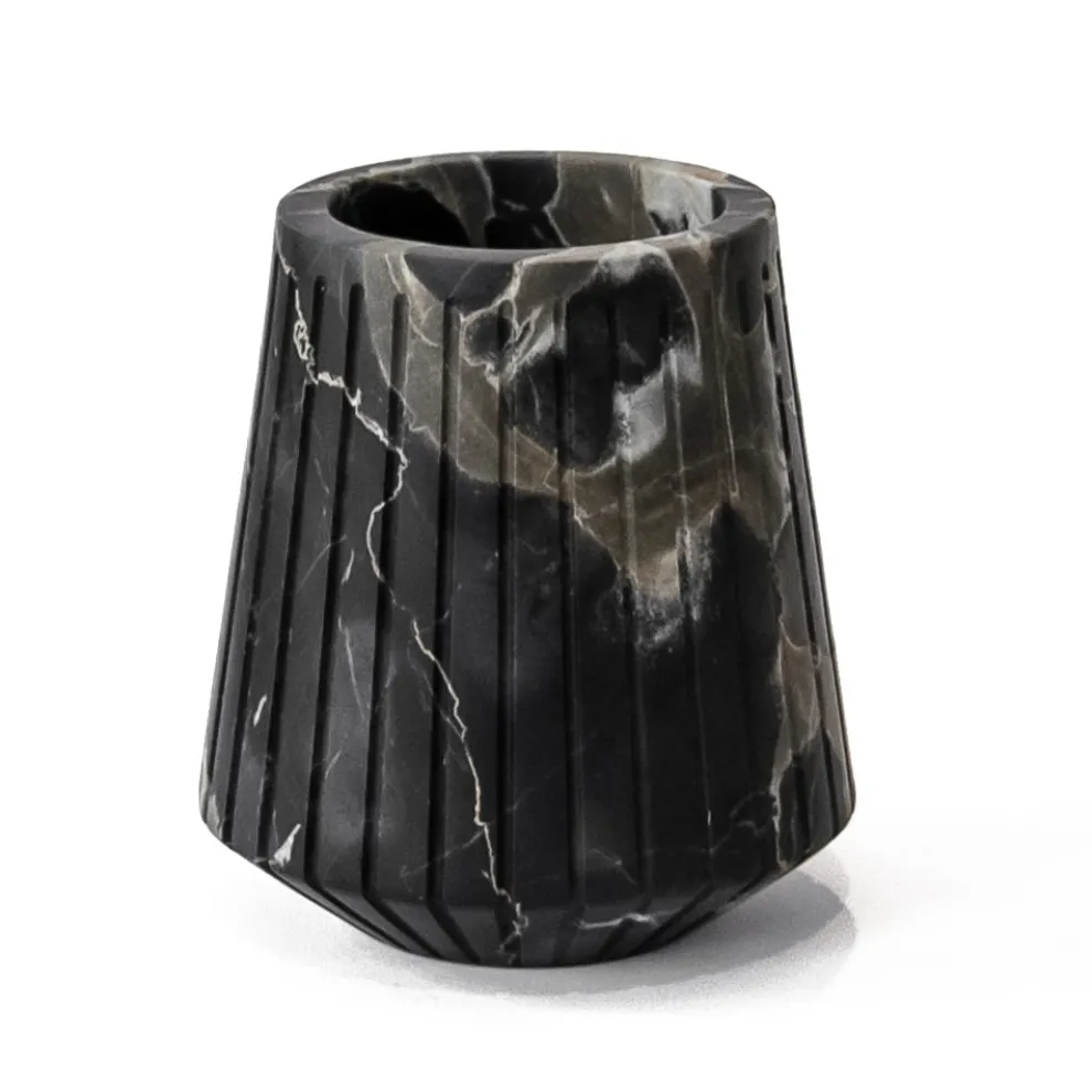 Niedrige dekorative Vase aus Portoro-Marmor mit Streifendesign Made in Italy - Kairo