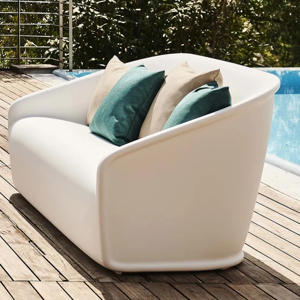 2-Sitzer-Sofa für den Außenbereich aus farbigem Polyethylen Made in Italy - Juli