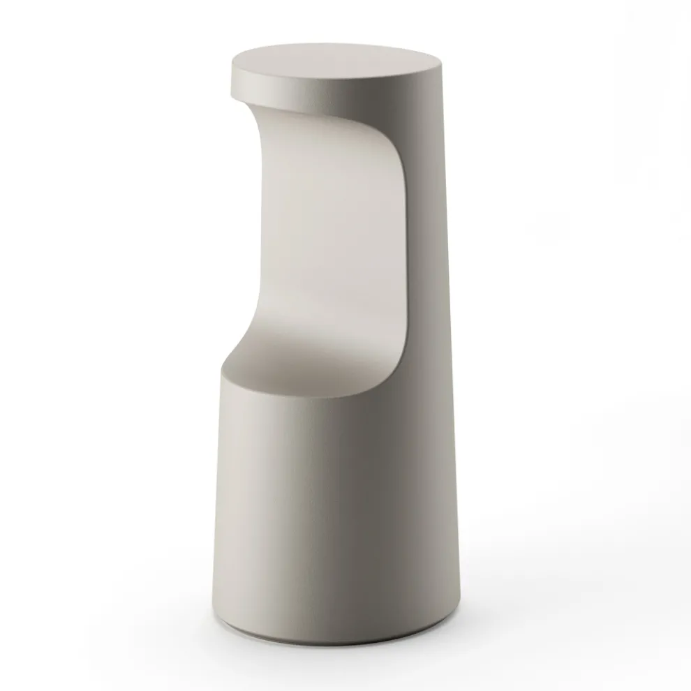High Design Hocker aus mattem Polyethylen für den Außenbereich Made in Italy - Forlina