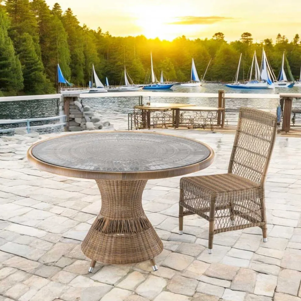 Runder Gartentisch aus Polyrattan mit Glasplatte - Gigi