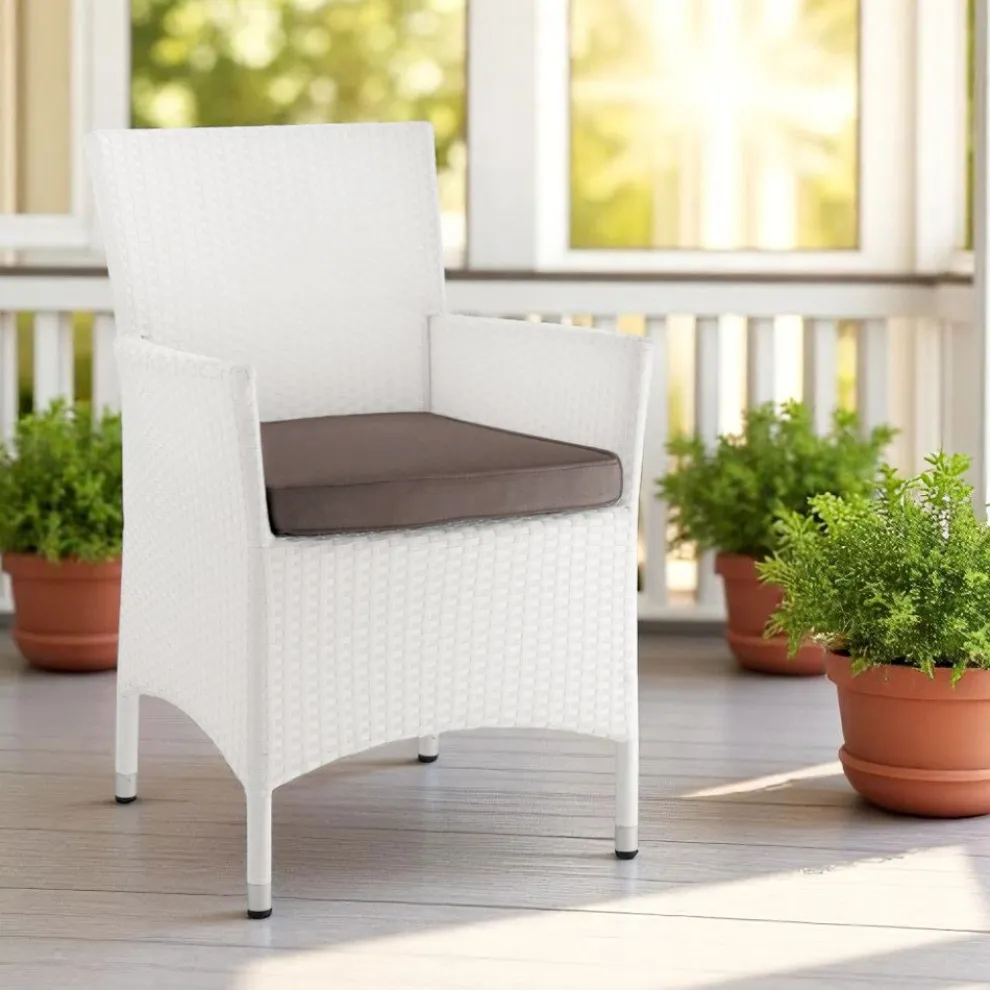 Stapelbarer Gartenstuhl aus geflochtenem Aluminium - Bruma