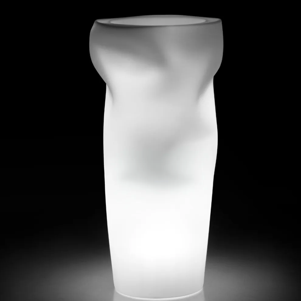 Helle Outdoor-Vase aus undurchsichtigem Polyethylen Made in Italy - Proud