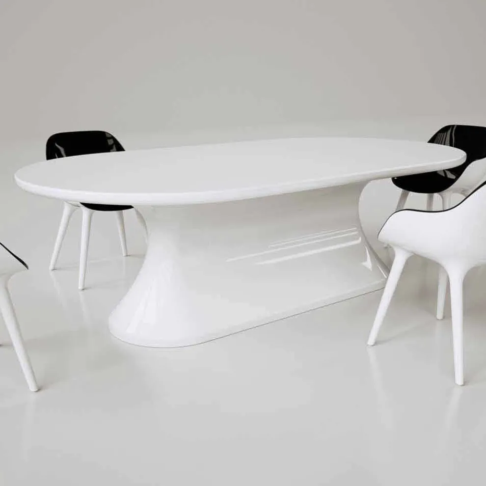 Designer Tisch Made in Italy Confortable