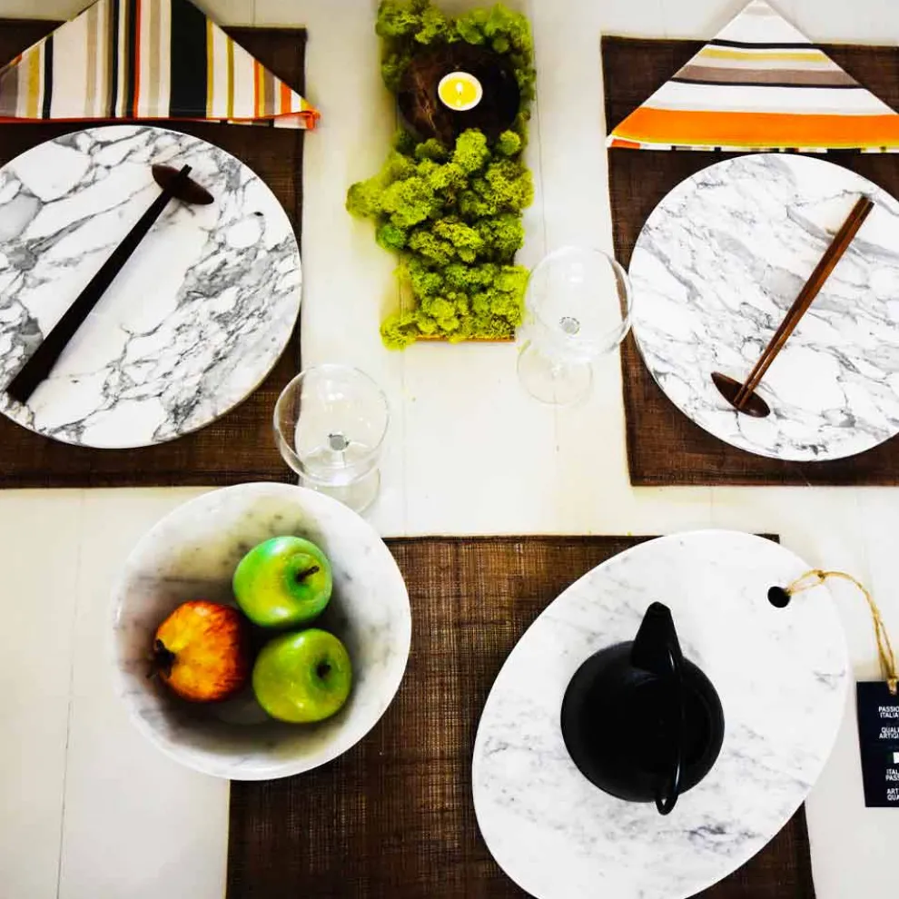 Runder Servierteller aus weißem Carrara-Marmor Made in Italy - Kamil