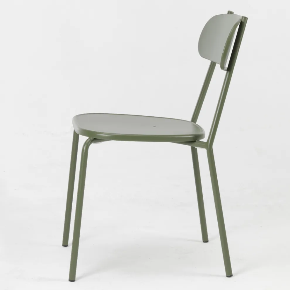 Stapelbarer Outdoor-Stuhl aus farbigem Metall Made in Italy 4 Stück - Pixie