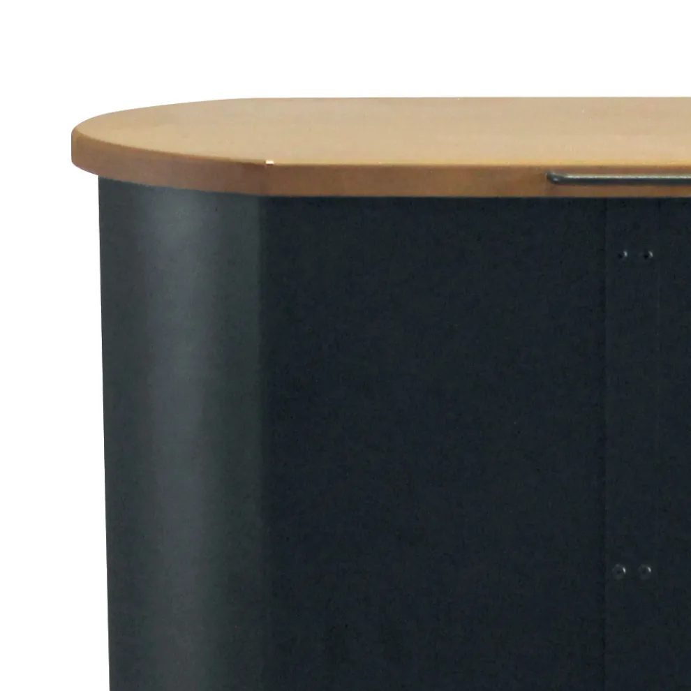 Pellethalter aus Metall mit Rädern und Holzdeckel, hergestellt in Italien – Bisonte