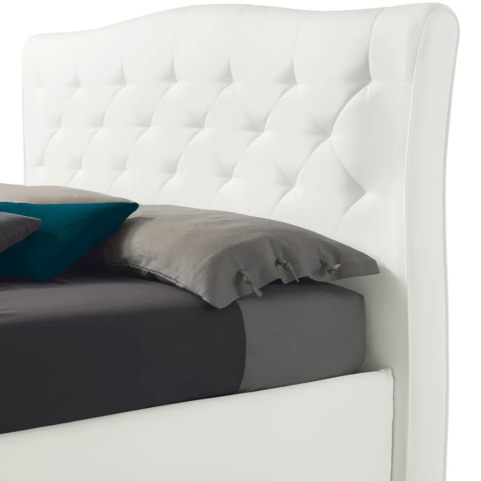 Modernes Doppelbett mit Kasten und gestepptem Kopfteil – London