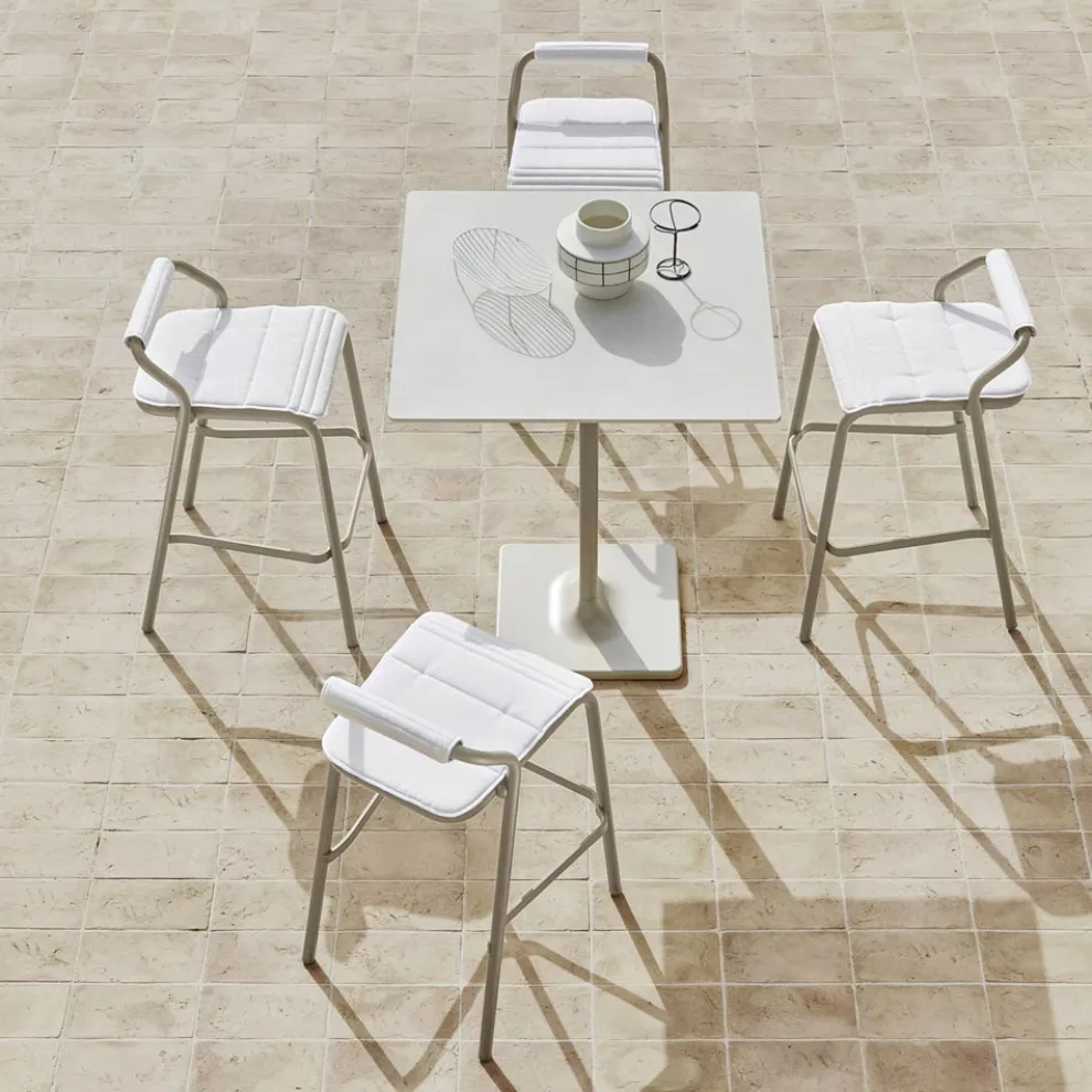 Outdoor Hocker mit Kissen Made in Italy - Noss by Varaschin