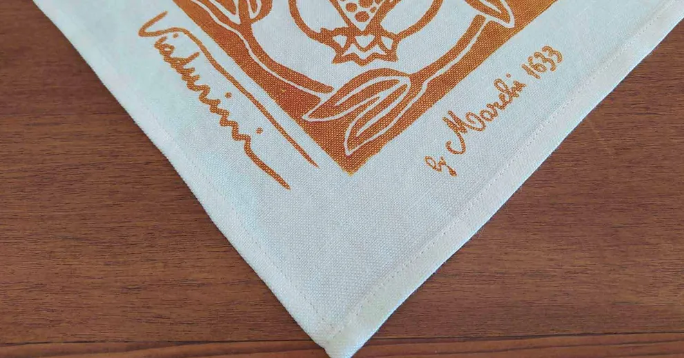 Handbedruckte Tischdecke von hoher italienischer Handwerkskunst in Baumwolle und Leinen