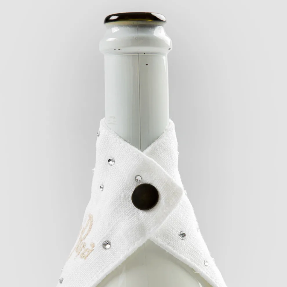 Tropfer aus weißem oder schwarzem Leinen mit Stickerei und Kristallen 2 Stück - Salvino