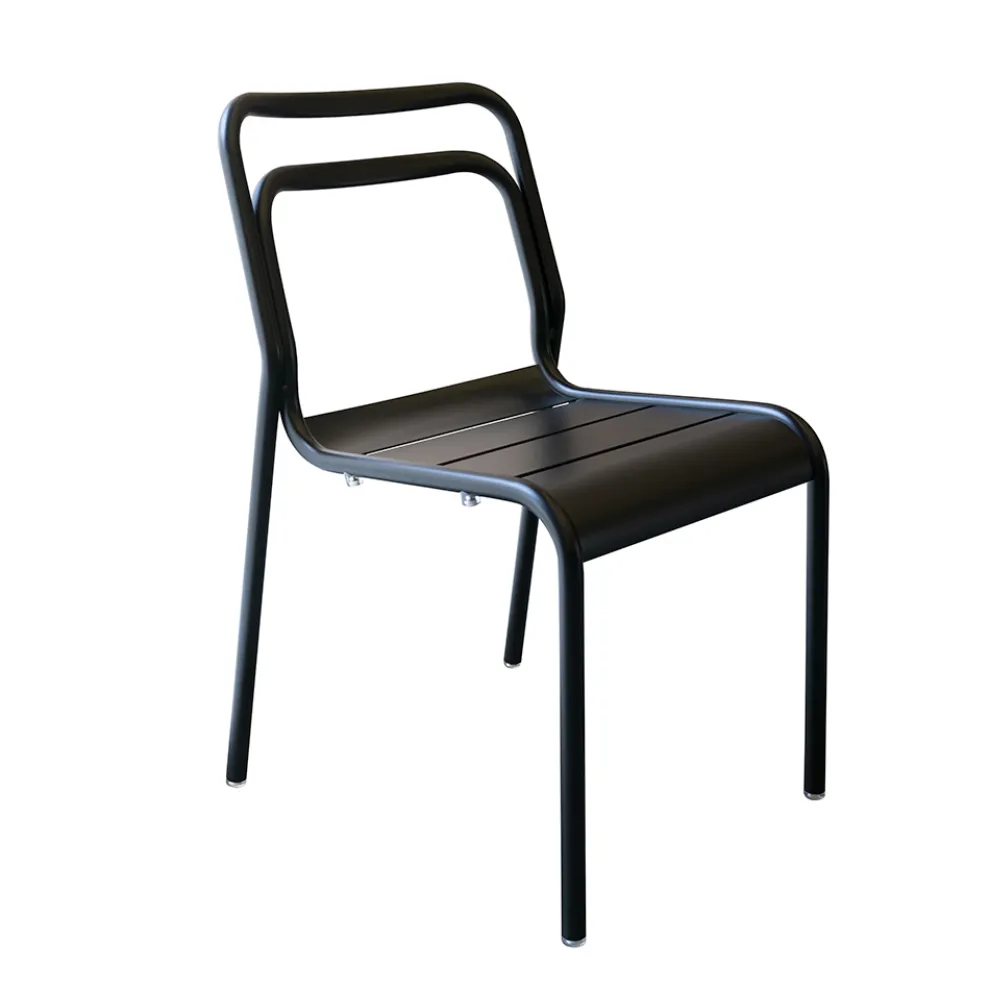 2 Innen- und Außenstühle aus 100 % recyceltem Aluminium in verschiedenen Farben – Getränk