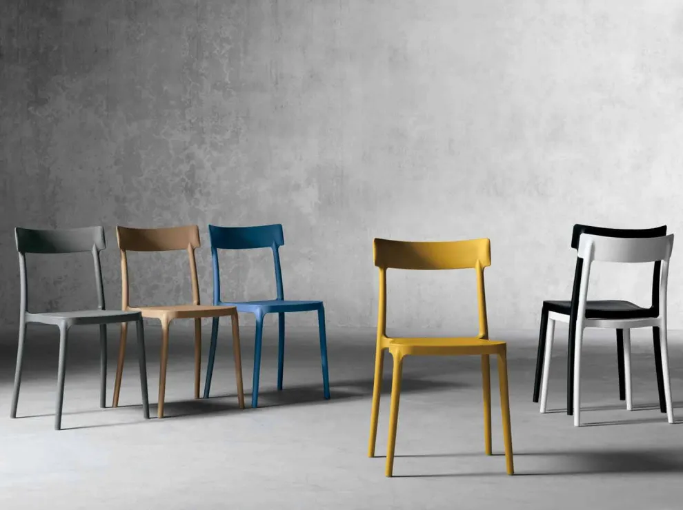 Design Indoor / Outdoor Stuhl aus Polypropylen hergestellt in Italien, Peia