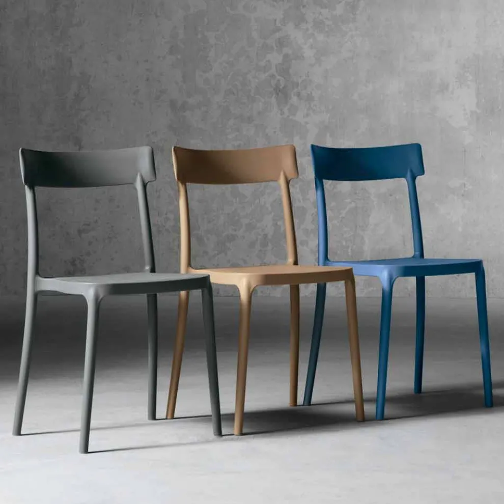 Design Indoor / Outdoor Stuhl aus Polypropylen hergestellt in Italien, Peia