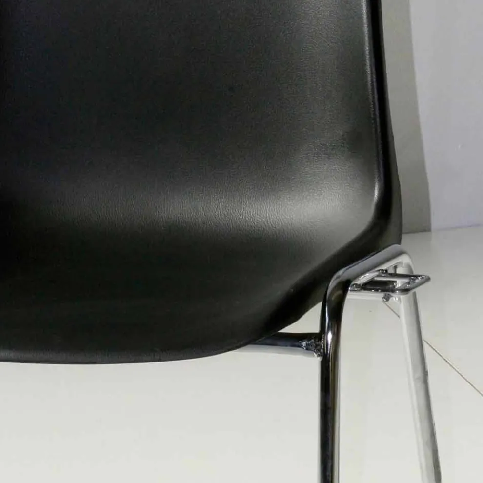 Stuhl für Besprechungszimmer oder modernen Konferenzraum aus Metall und schwarzem ABS - Zetica