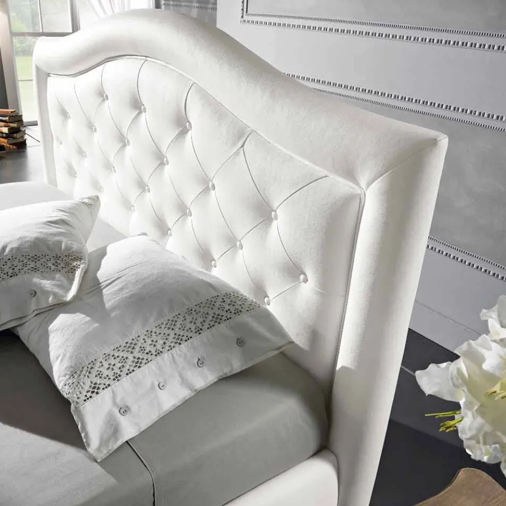 Gepolstertes Doppelbett aus Kunstleder mit Aufbewahrungsbox 160x190/200 cm Agly