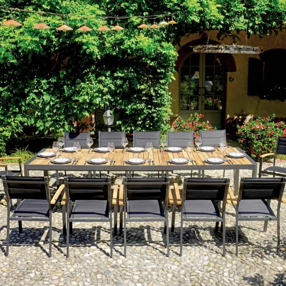 Ausziehbarer Tisch bis 300 cm mit verschiebbaren Beinen aus Aluminium und Teakholz - Felix