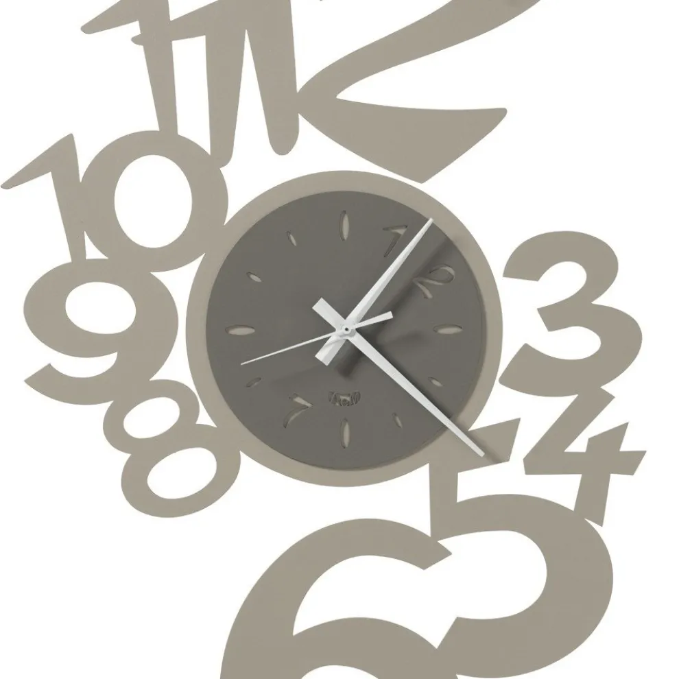 Große Design-Wanduhr aus Eisen mit externen Zahlen - Wassermann