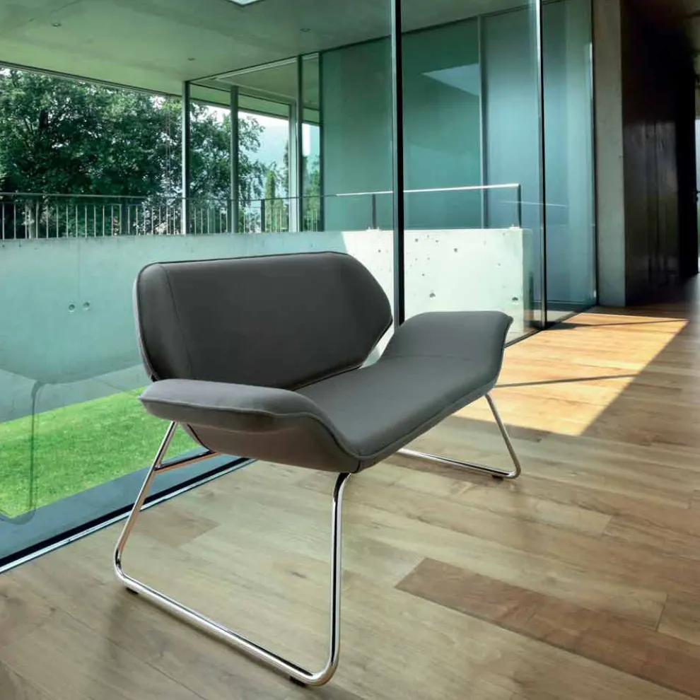 Sofa für Wartezimmer aus verchromten Stahl und Leder Cesare