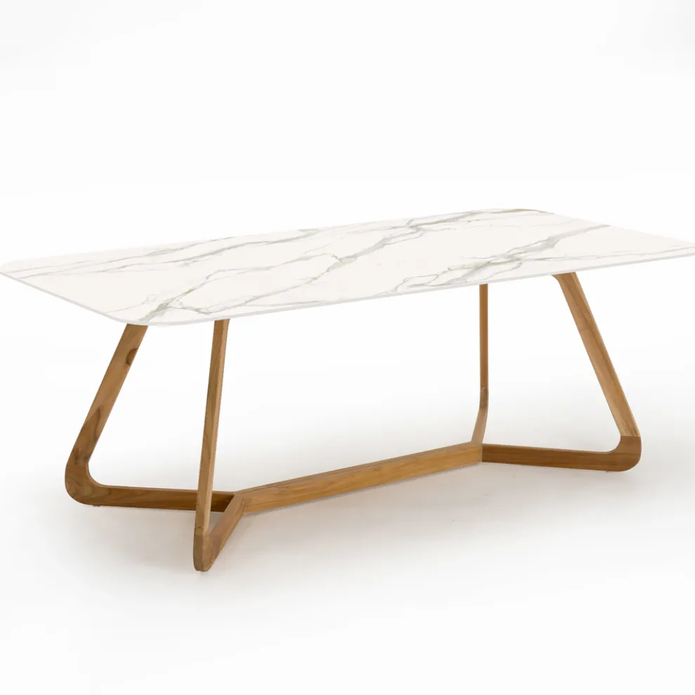 Gartentisch mit Holzsockel und Calacatta-Goldkeramikplatte - Infinity