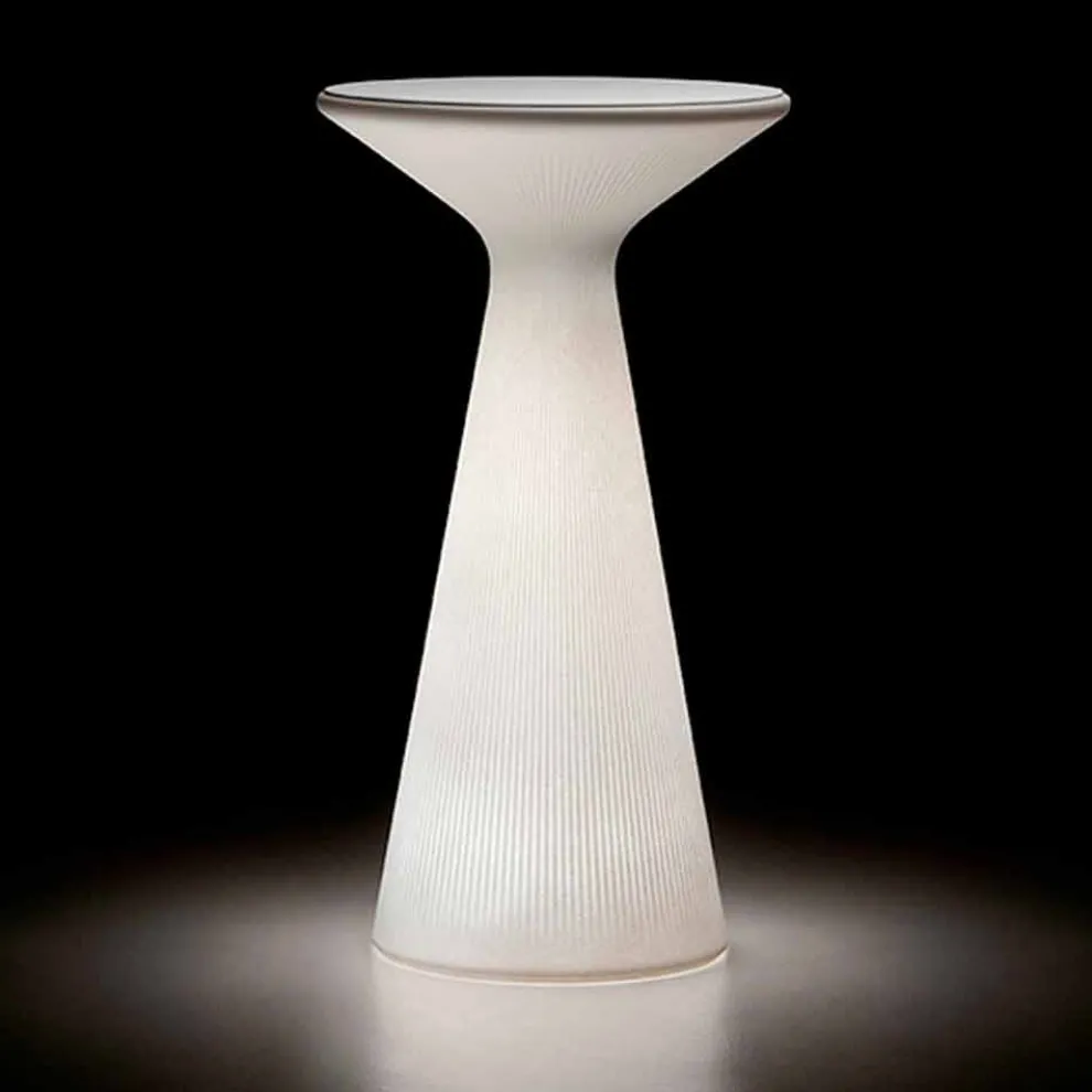 Heller Couchtisch im Freien mit runder Platte aus HPL Made in Italy - Desmond