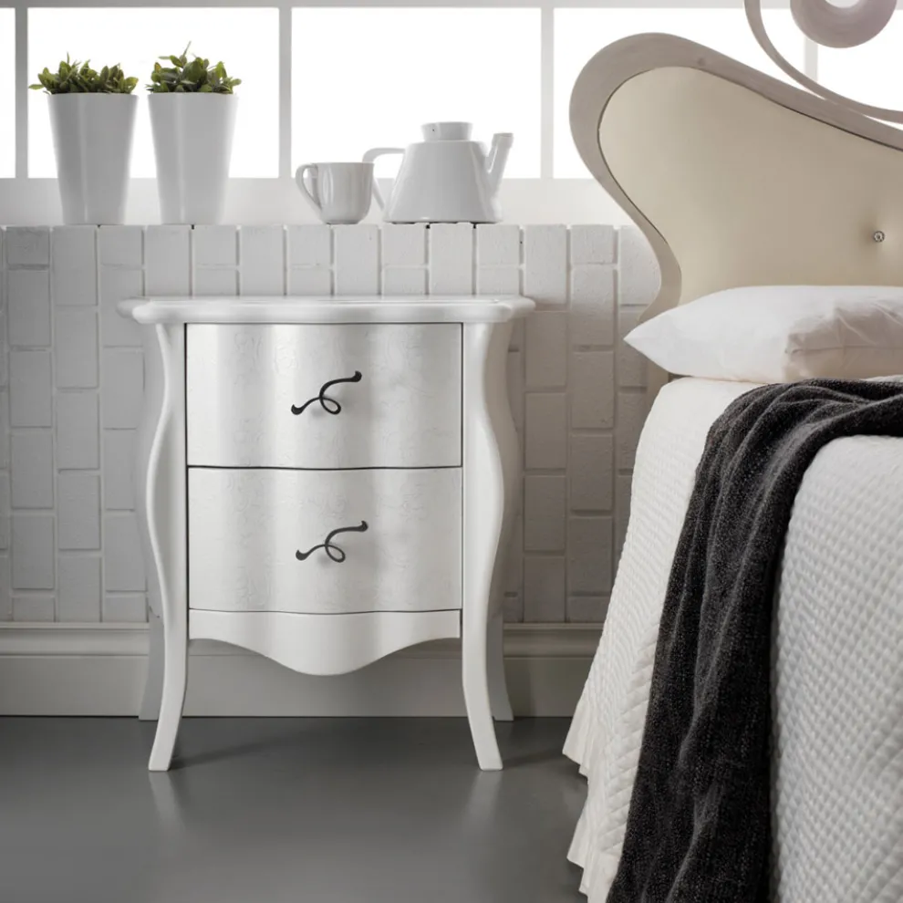 Nachttisch mit 2 Schubladen aus Lindenholz-Tischlerplatte, hergestellt in Italien – Babaevo