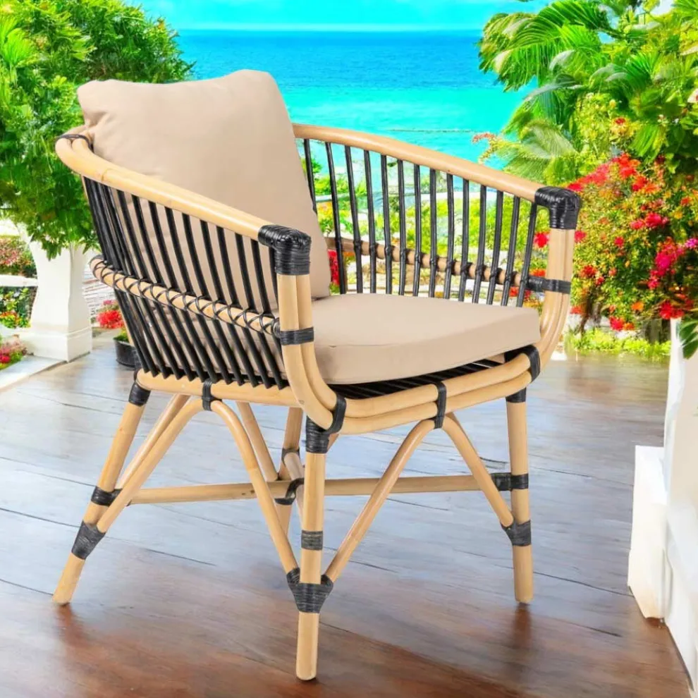 Gartensessel aus natürlichem Rattan mit Kissen inklusive - Catelyn