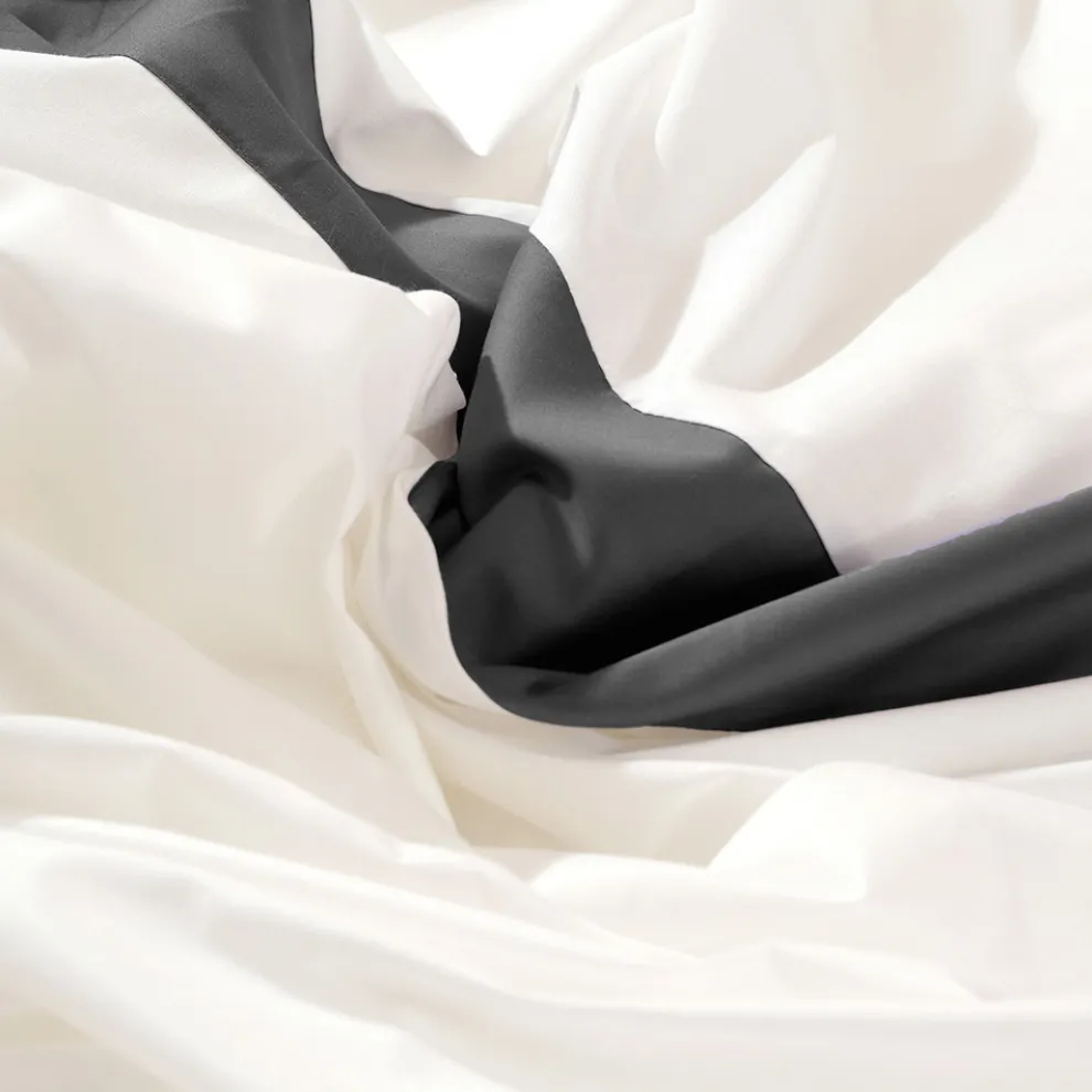 Kompletter Bettbezug für Einzelbett und eine Hälfte aus 100 % Baumwolle und 10 % Baumwollsatin – Detail