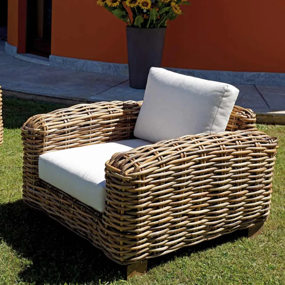 Rattan-Gartenlounge mit Couchtisch und Kissen aus Holz - Hugues