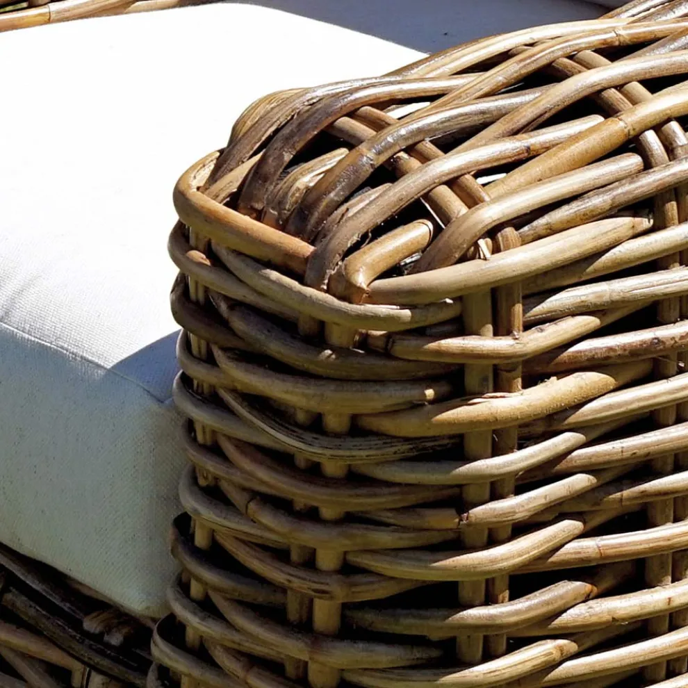 Rattan-Gartenlounge mit Couchtisch und Kissen aus Holz - Hugues