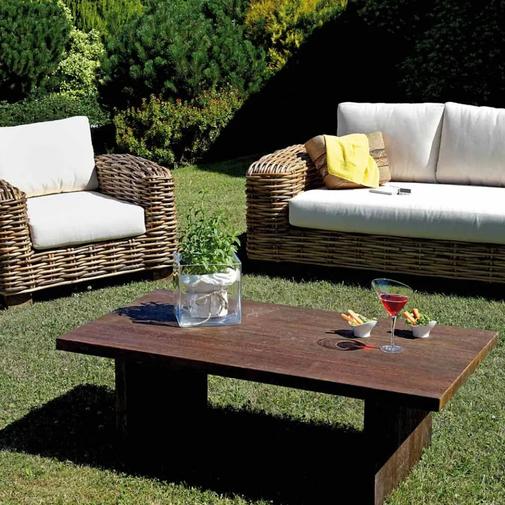 Rattan-Gartenlounge mit Couchtisch und Kissen aus Holz - Hugues
