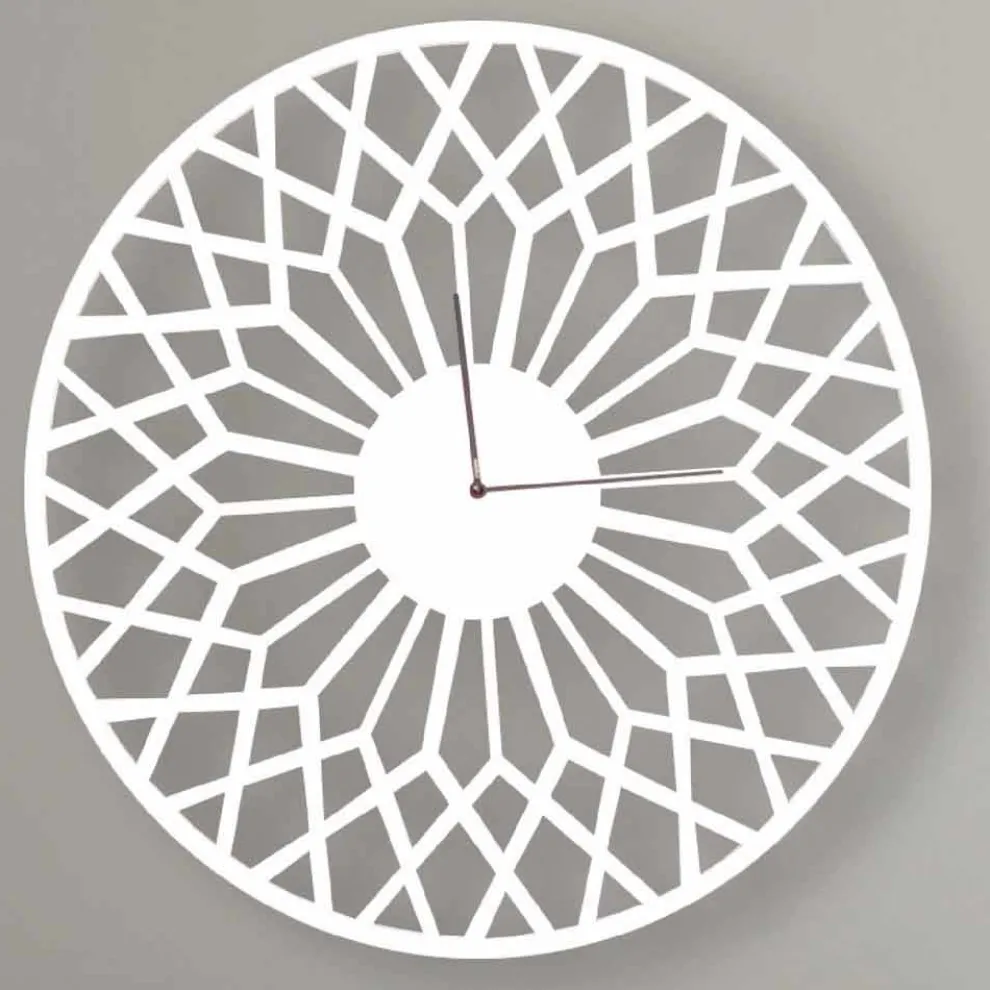 Große und moderne Design Wanduhr aus rundem Holz - Dandalo