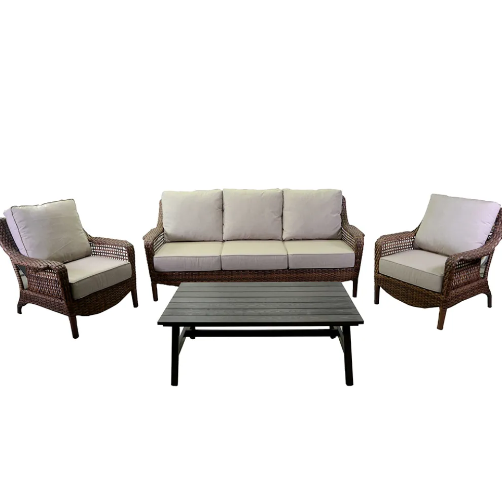 Wohnzimmer bestehend aus 2 Sesseln, 1 Sofa und 1 Couchtisch - Sonnenschirm