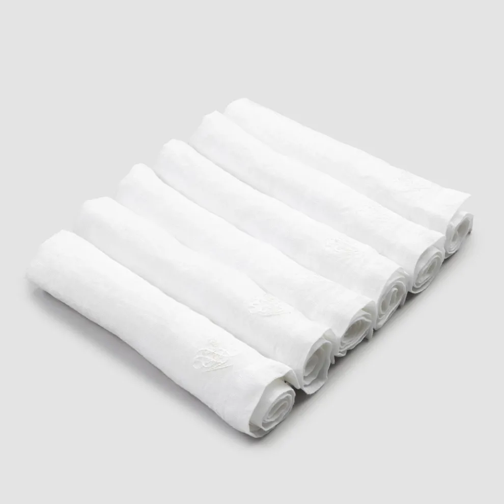 6 leichte Leinenservietten mit hochwertiger Luxusdekoration - Virtu