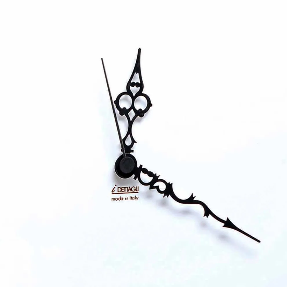 Große quadratische Wanduhr aus weißem Holz mit Blume - Florello