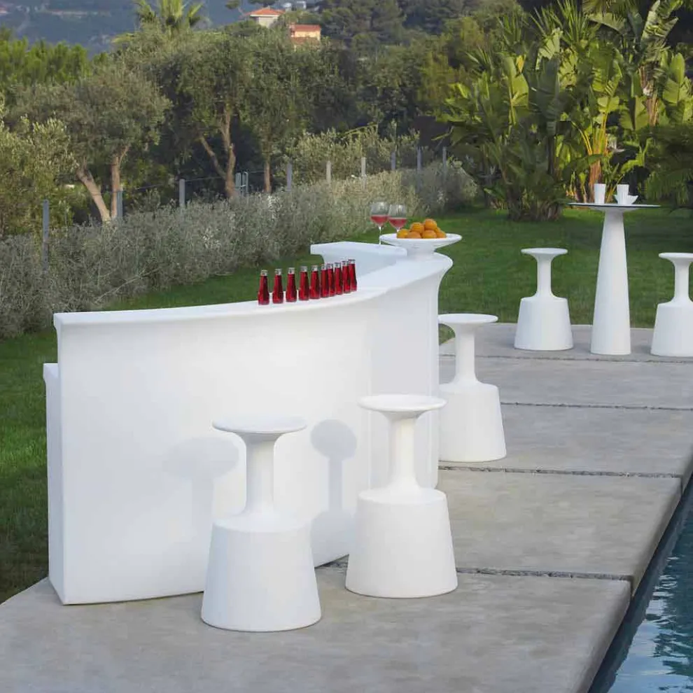 Helle Bartheke im modernen Design Slide Break Line