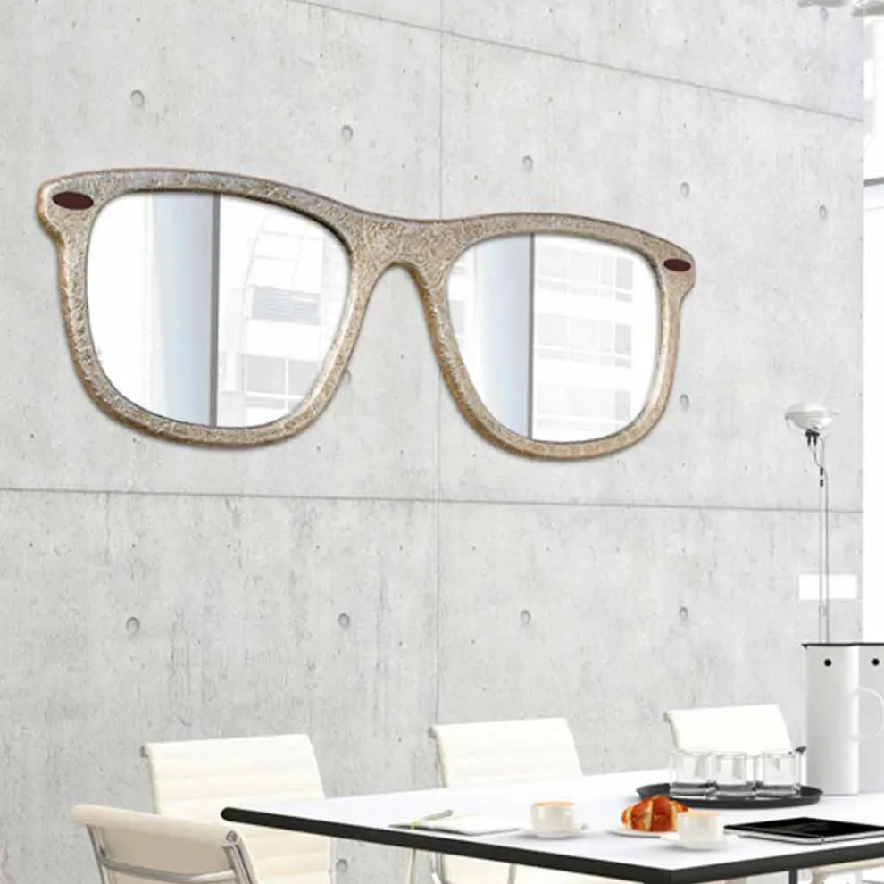 Wandspiegel in Brillenform handgefertigt Glass