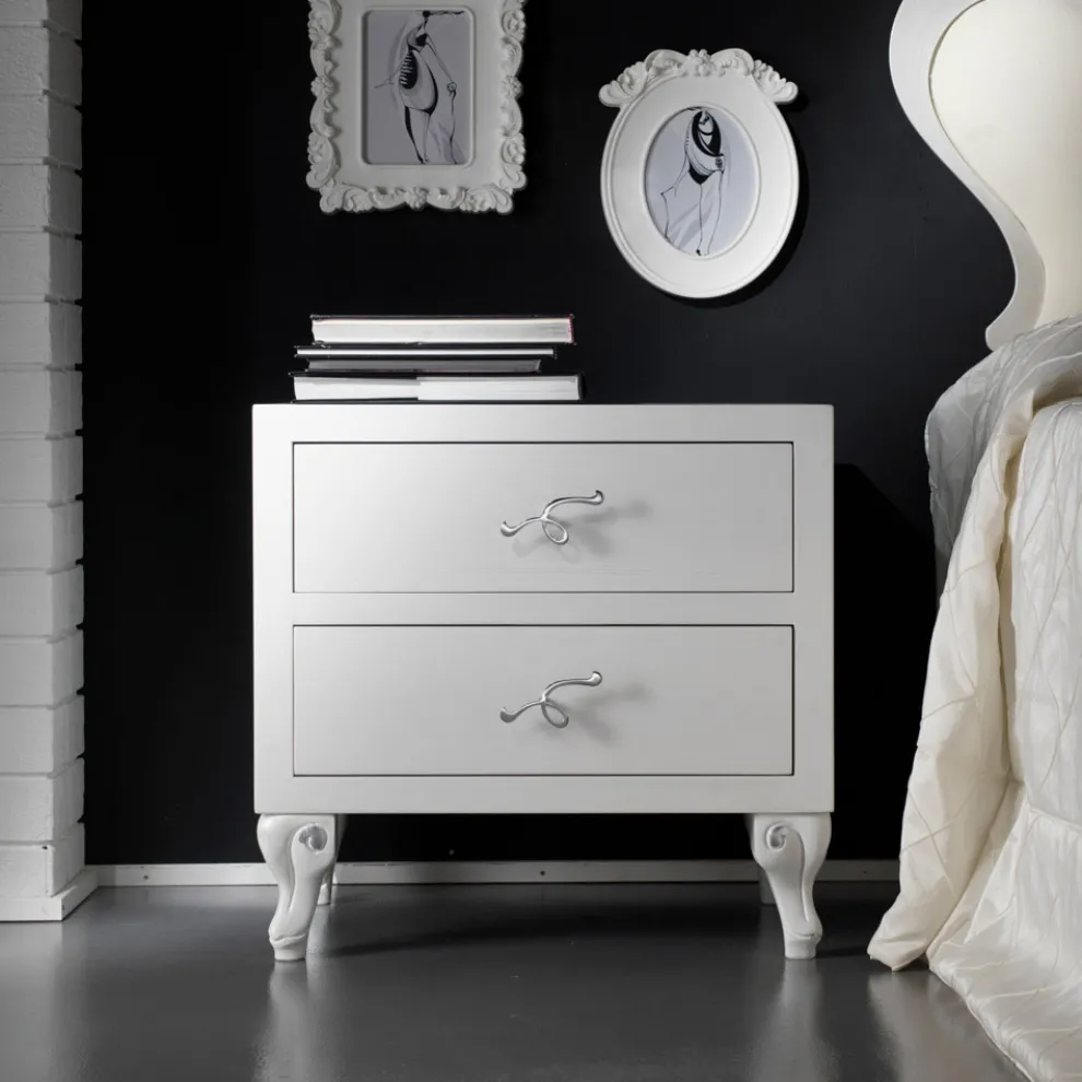 Doppelbett aus Eisen und echtem Leder, 2 Nachttische und Matratze – Gründe