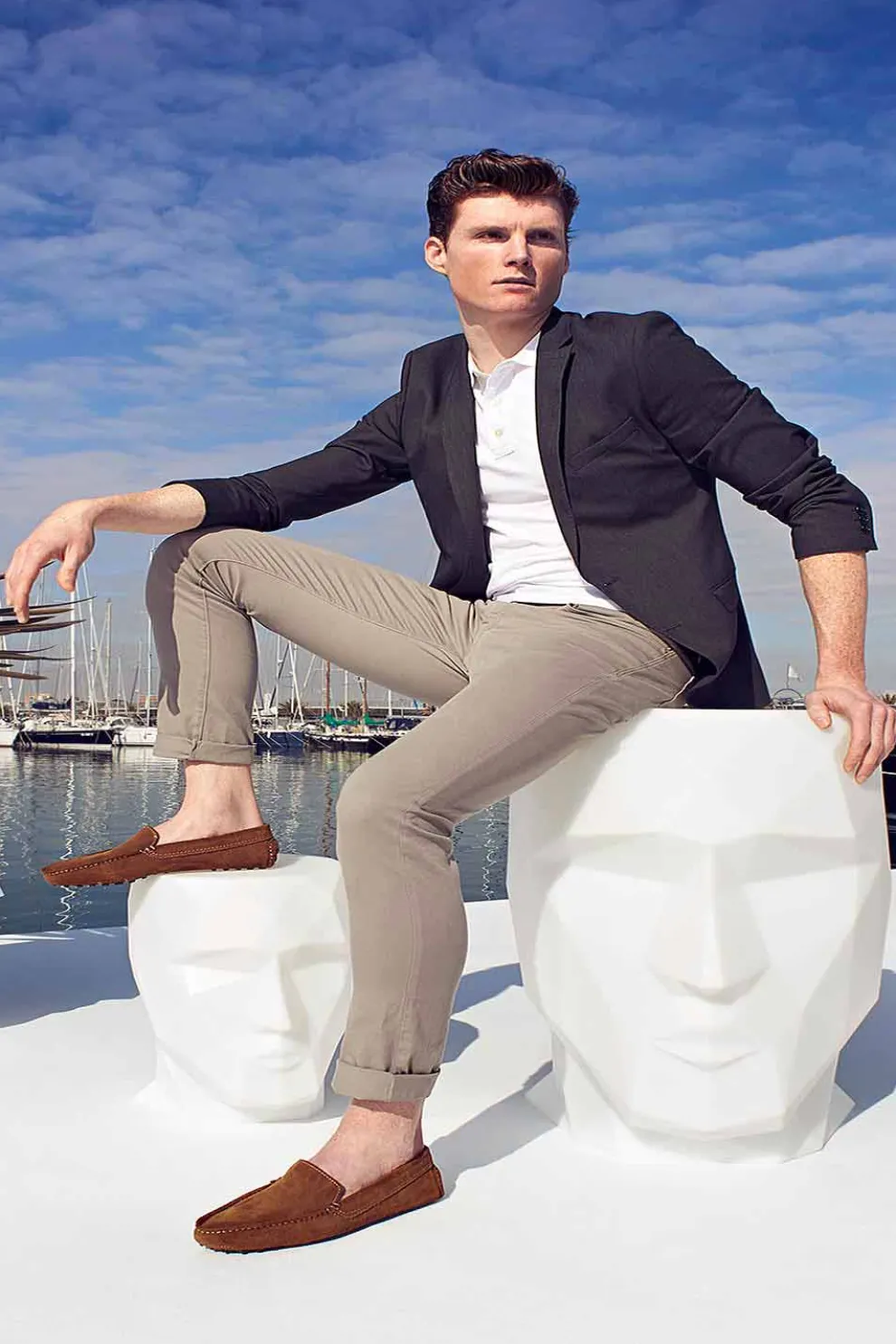 Gesichtsförmiger Außenhocker Adan von Vondom, modernes Design aus Polyethylen