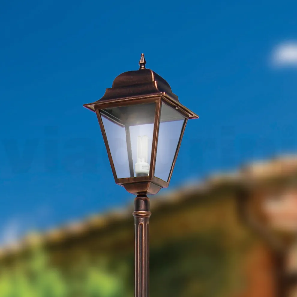 252 cm hohe Außenlampe aus Glas und Aluminiumdruckguss - Alchemist