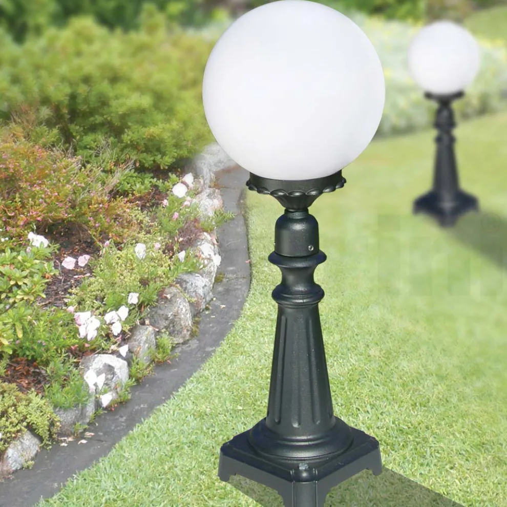 69 cm hohe Straßenlaterne aus Acryl und anthrazitfarbenem Aluminium. Hergestellt in Italien - Trovaantracite