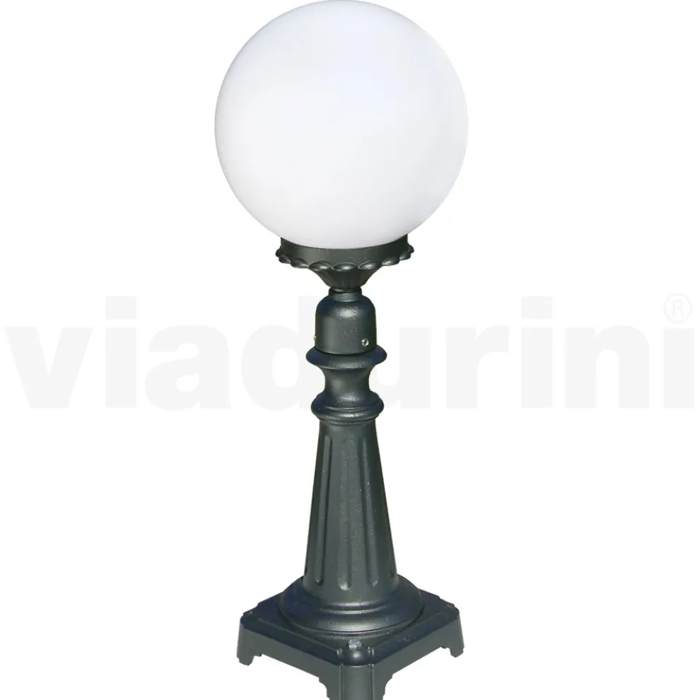 69 cm hohe Straßenlaterne aus Acryl und anthrazitfarbenem Aluminium. Hergestellt in Italien - Trovaantracite