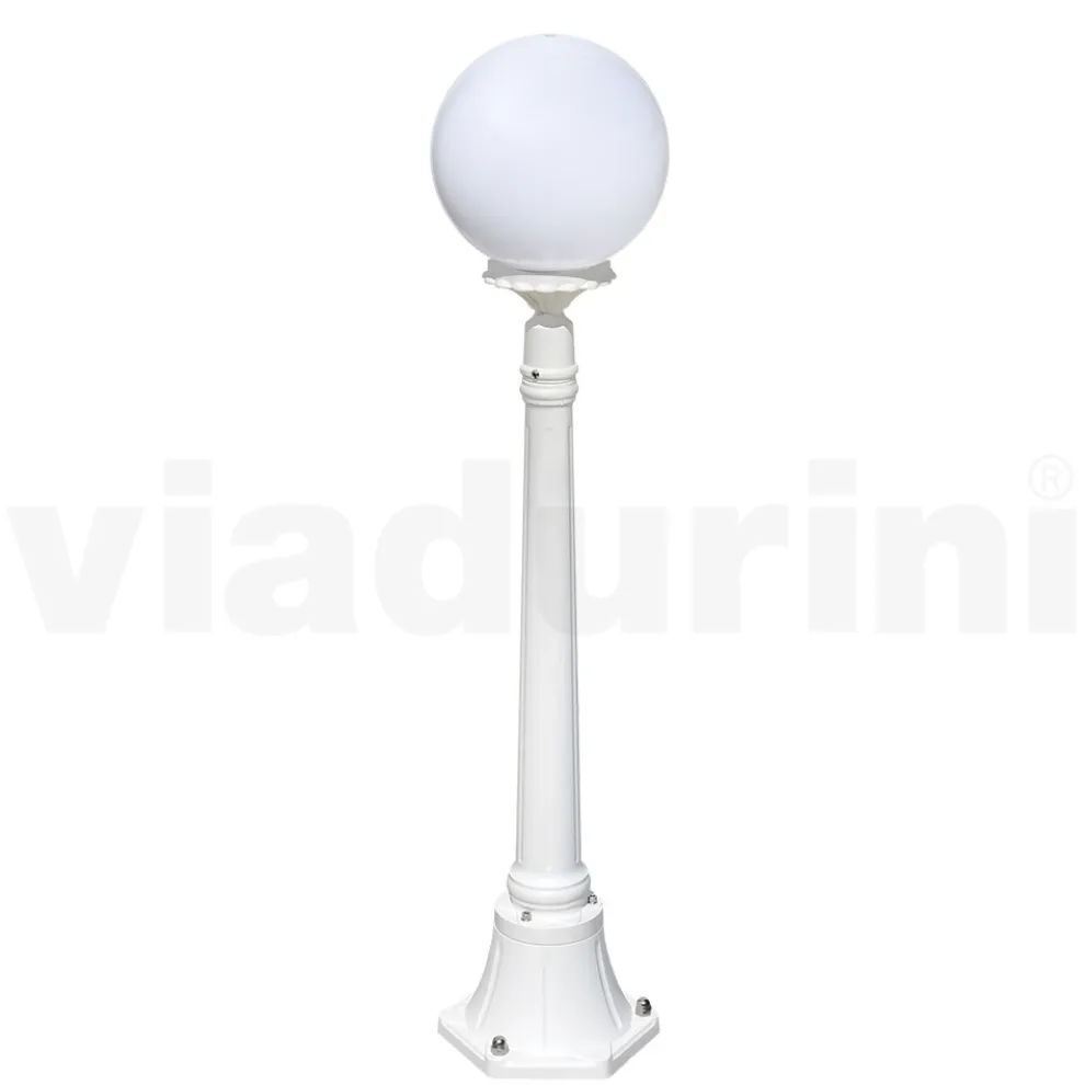 110 cm hohe Straßenlaterne aus weißem Acryl und Aluminium, hergestellt in Italien - Trovabianco