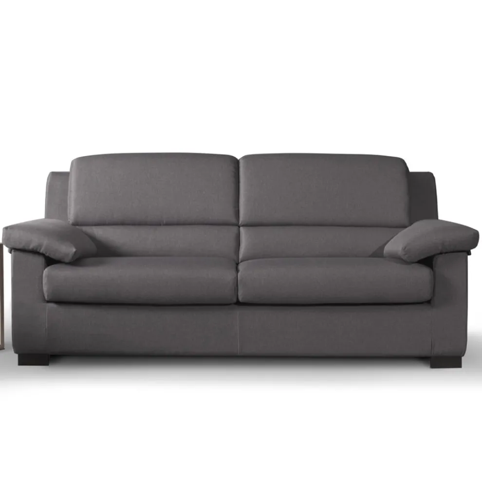 2- oder 3-Sitzer-Sofa mit Stoffbezug und Füßen Made in Italy - Budapest