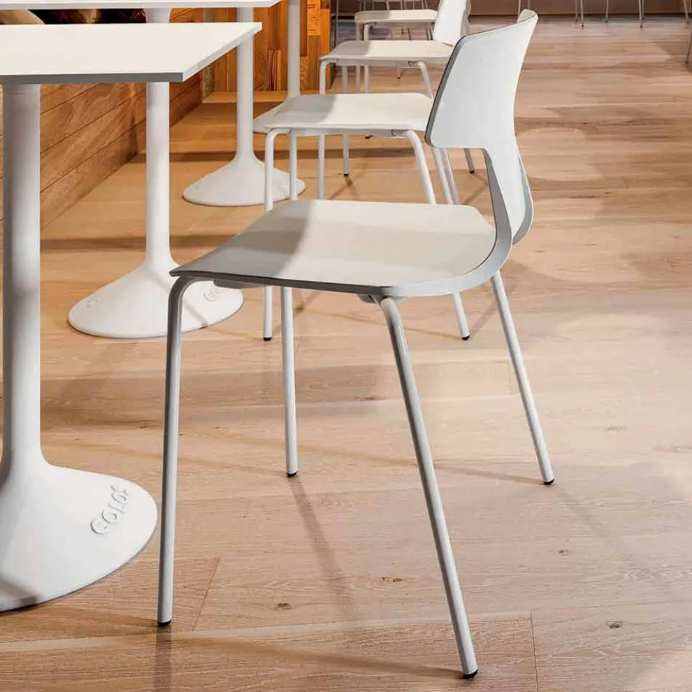 4 stapelbare Stühle aus Metall und Polypropylen Made in Italy - Clarinda