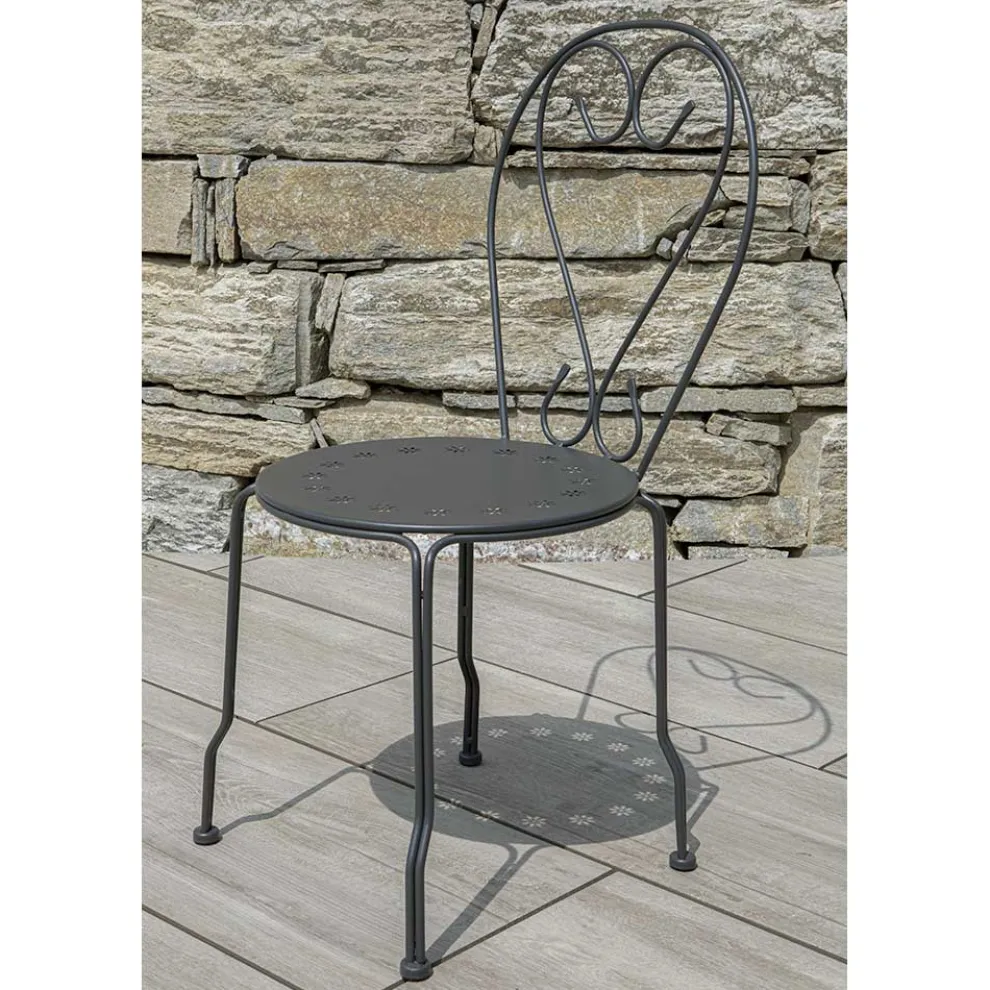 Gartenstuhl ganz aus Metall - Archiv