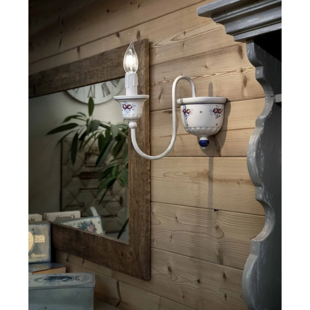 Artisan Wandleuchte aus Keramik und handbemaltem Messing - Sanremo