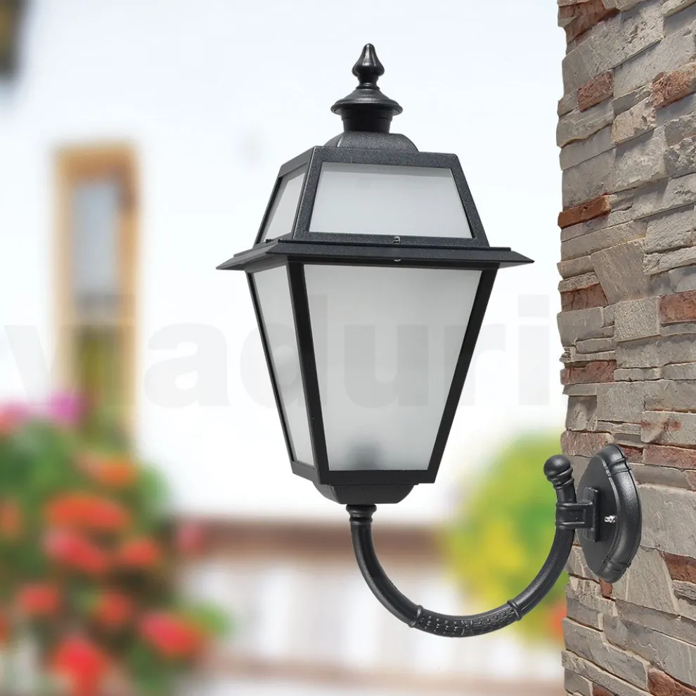 Außenwandleuchte aus Aluminium und Glas, hergestellt in Italien – Vivian