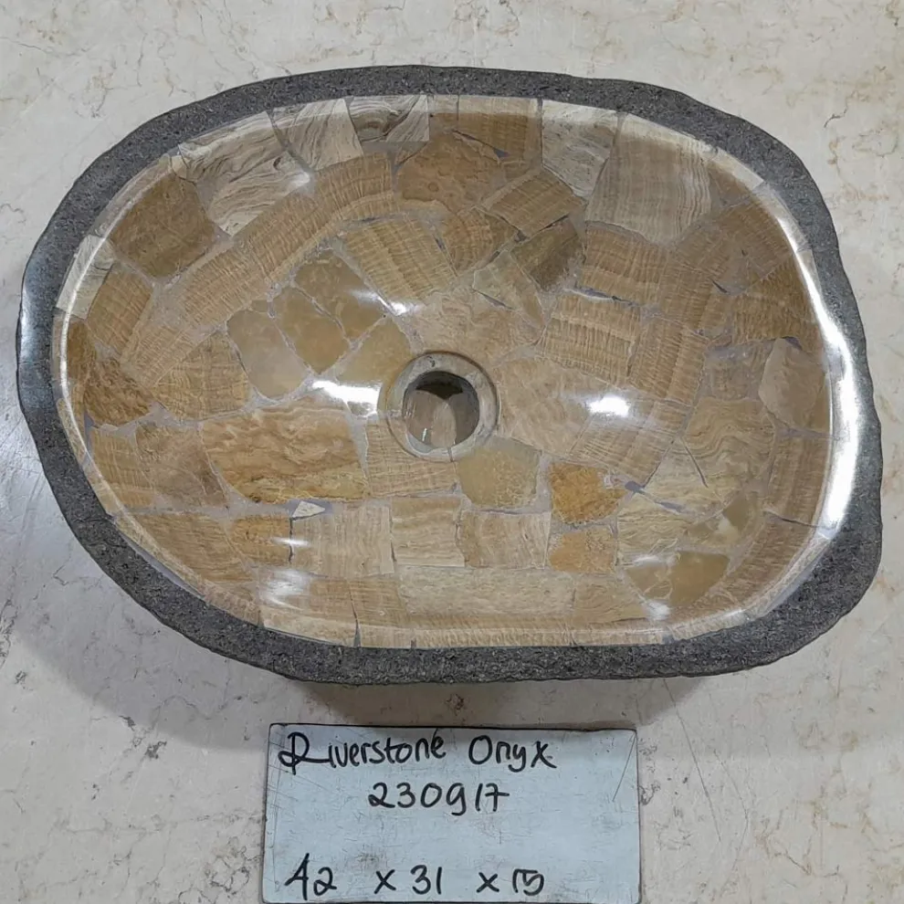 Aufsatzwaschbecken handgefertigt aus Flussstein, Palata