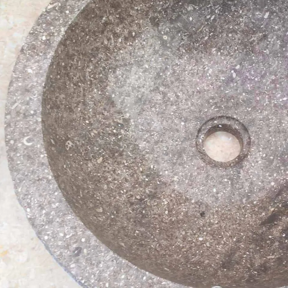 Aufsatzwaschbecken aus Naturstein grau Finn, Einzelstück