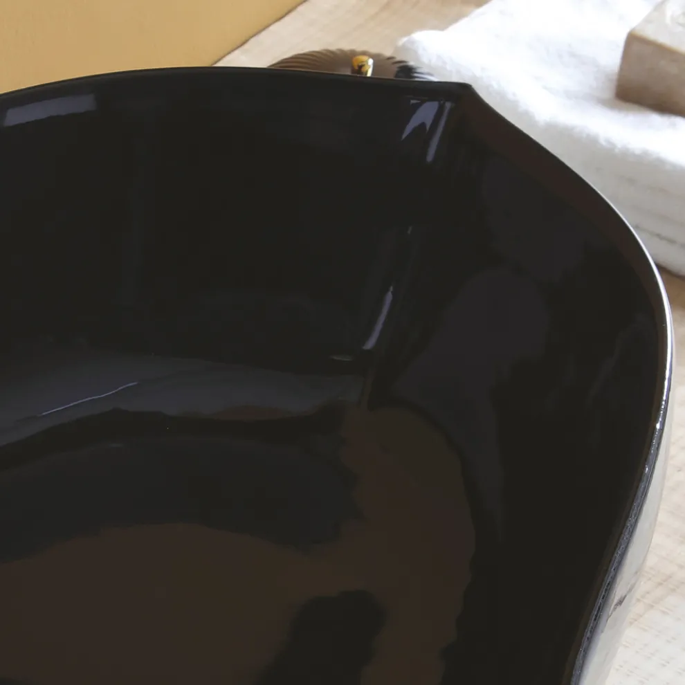 Aufsatzwaschbecken aus glänzender Keramik L 69 cm Made in Italy - Oscar